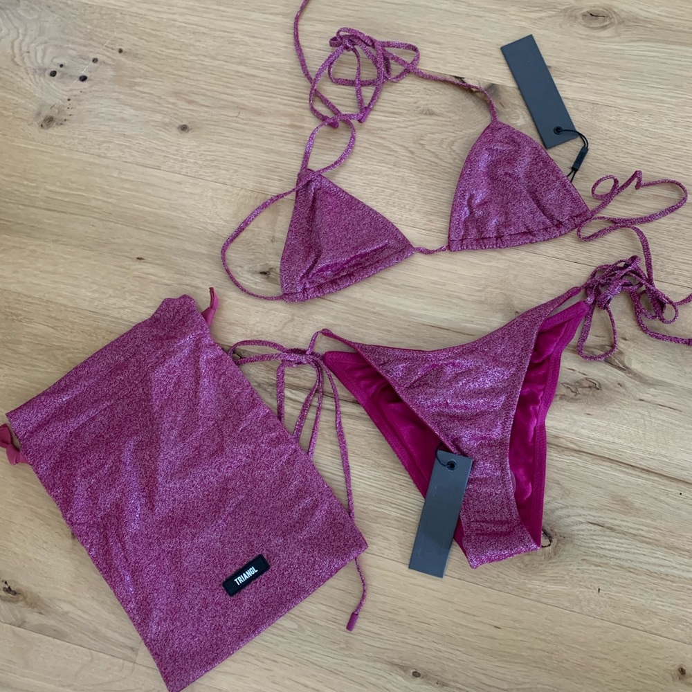 Brand new with tags Triangl bikini size; Style:Steve Grape Sparkle
